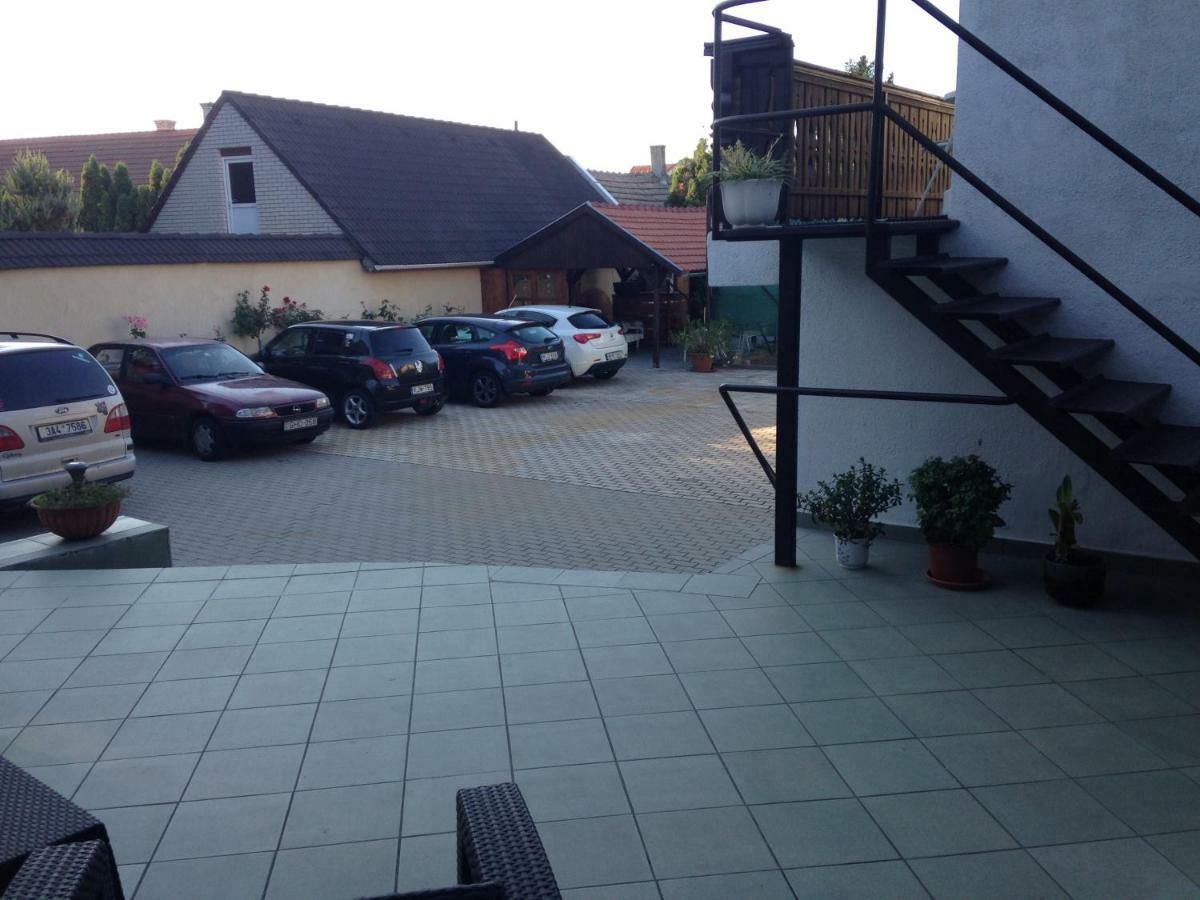 Abszolut Vendeghaz Keszthely Buitenkant foto