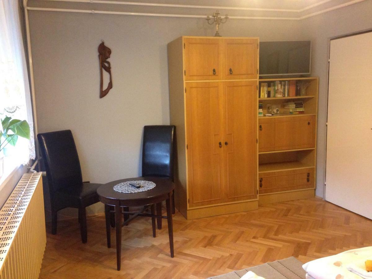 Abszolut Vendeghaz Keszthely Buitenkant foto